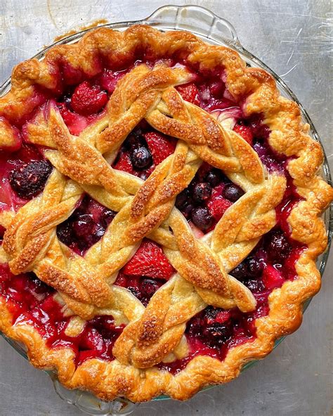 Red Fruit Pie